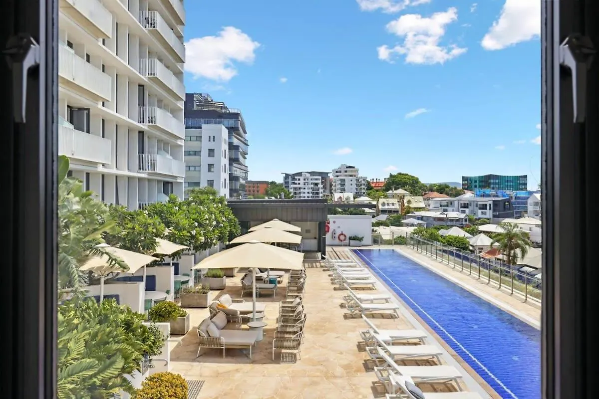 Stunning 1-Bed By Victoria Park With Pool & Gym Apartment Brisbane